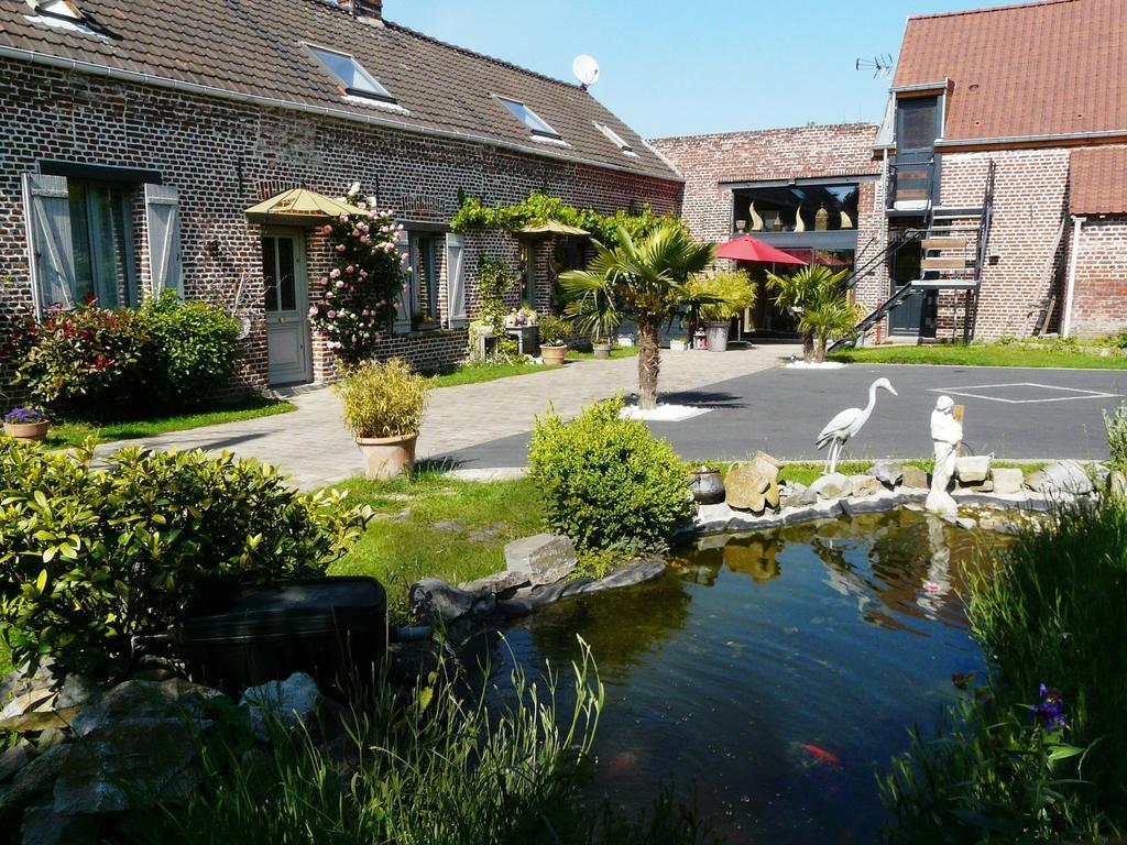 Chambres D Hotes ,Hotel ,Secret D'Une Nuit A Vicq Pres De Onnaing,Avec Piscine Bagian luar foto